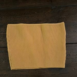 Babaton yellow cropped top no sleeve